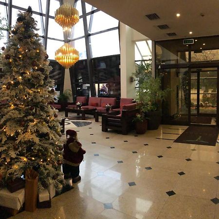 Hotel Tecadra Pipera Екстер'єр фото