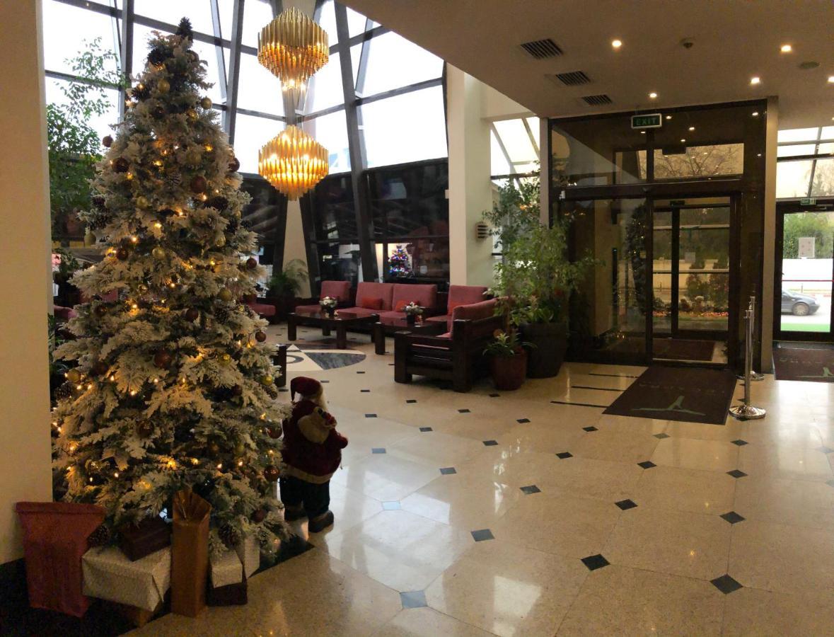 Hotel Tecadra Pipera Екстер'єр фото