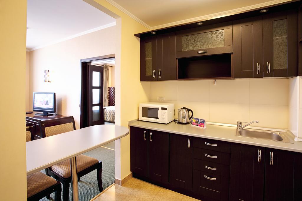 Hotel Tecadra Pipera Екстер'єр фото