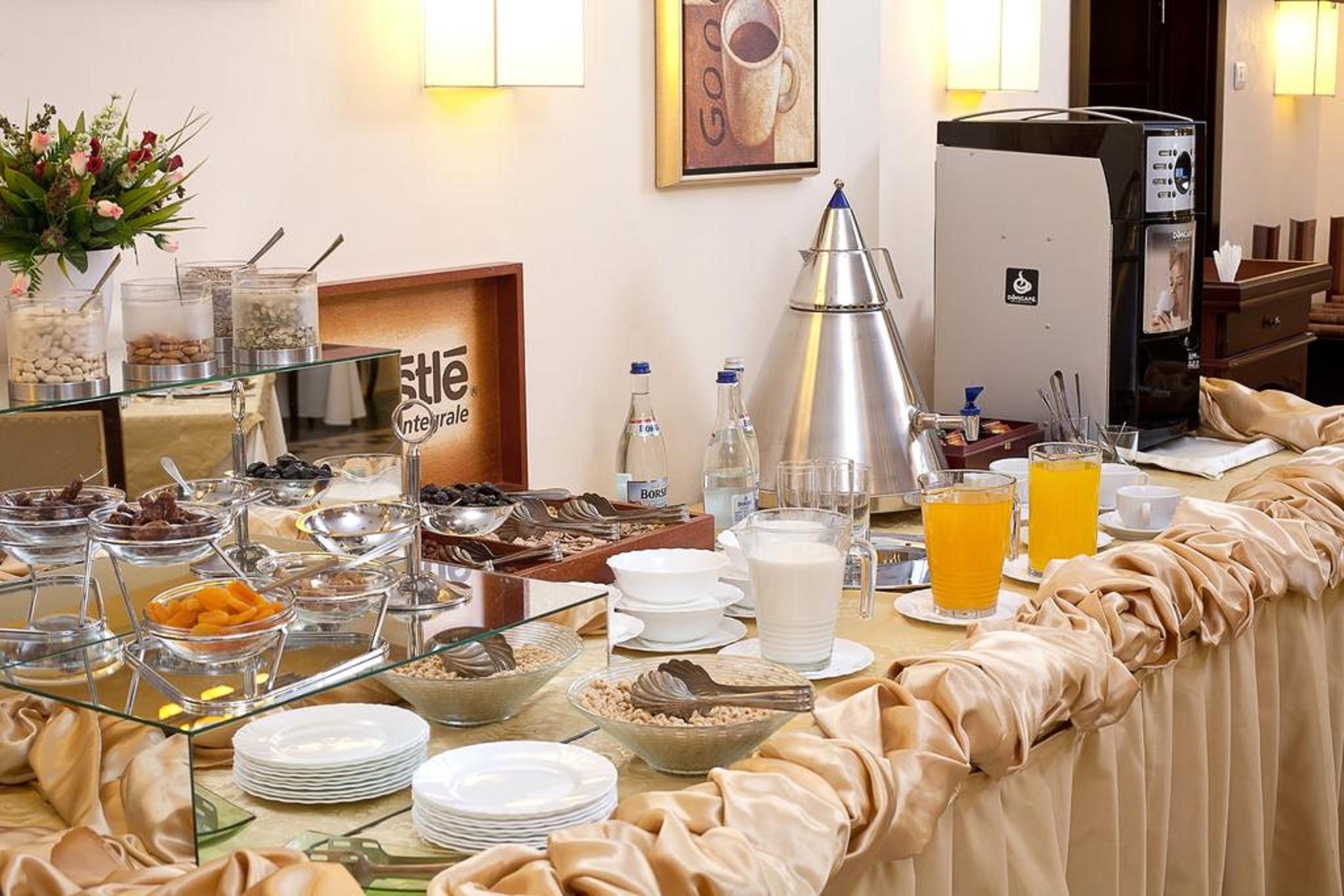 Hotel Tecadra Pipera Екстер'єр фото