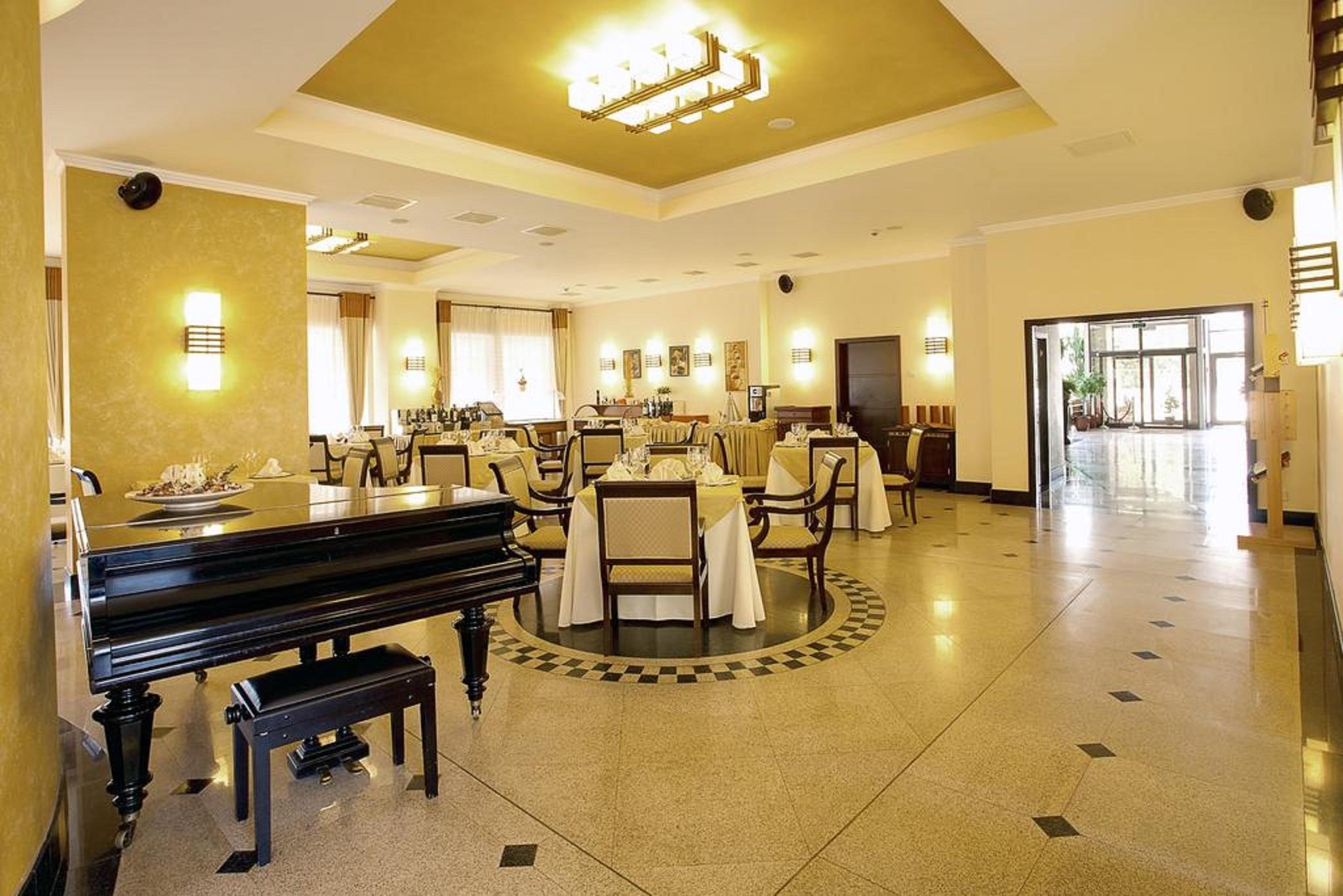 Hotel Tecadra Pipera Екстер'єр фото