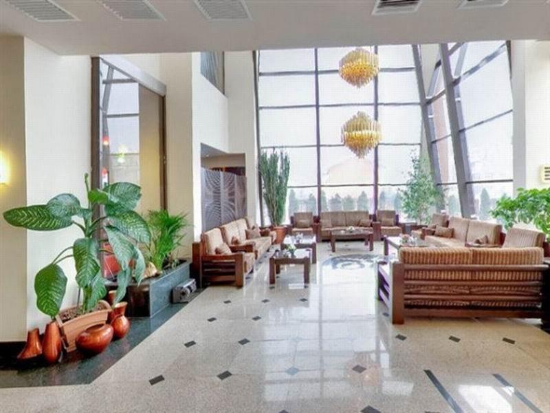 Hotel Tecadra Pipera Екстер'єр фото