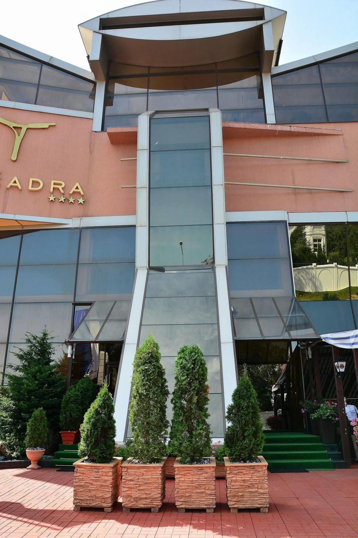 Hotel Tecadra Pipera Екстер'єр фото